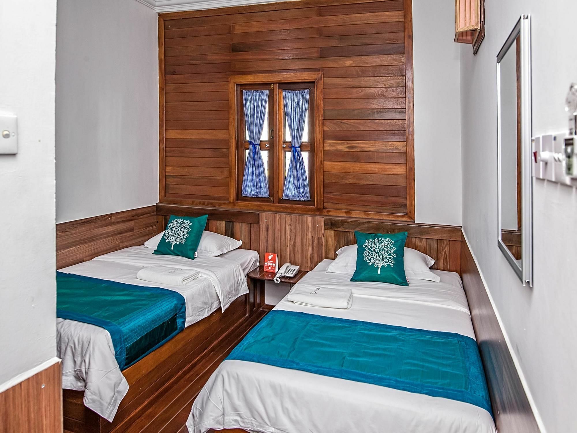 Hotel Oyo 210 Five 2 Kota Kinabalu